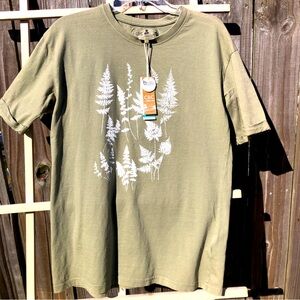 C & C california Leaf Print Boyfriend T Shirt NWT Small